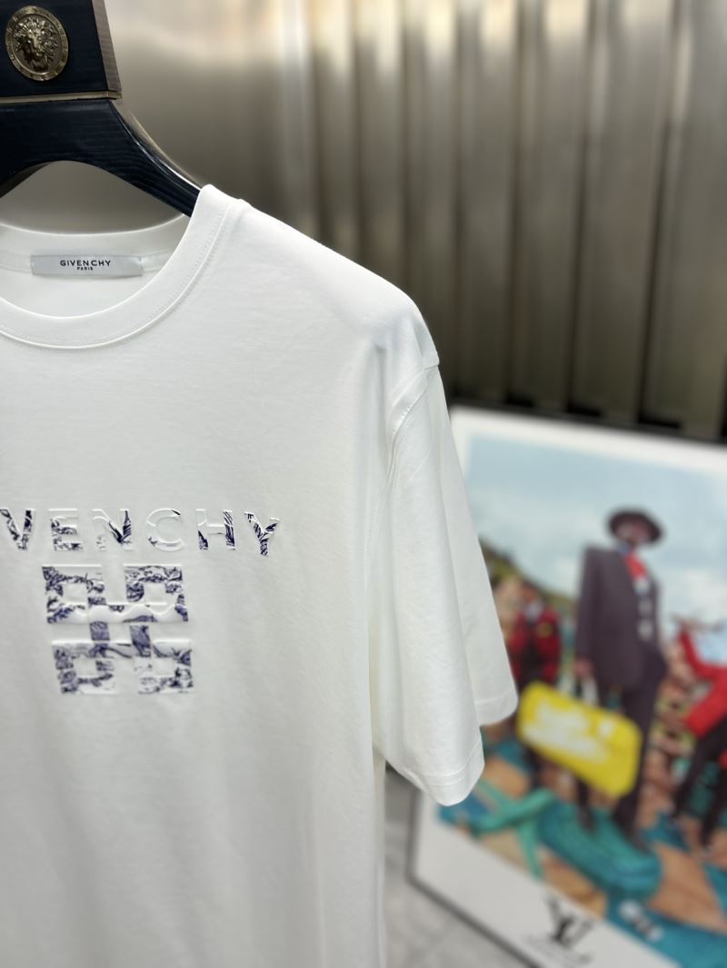 Givenchy T-Shirts